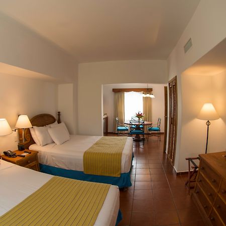 פוארטו באריוס Amatique Bay Hotel מראה חיצוני תמונה