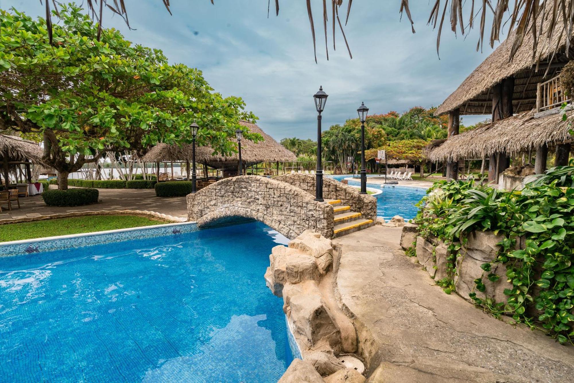 פוארטו באריוס Amatique Bay Hotel מראה חיצוני תמונה