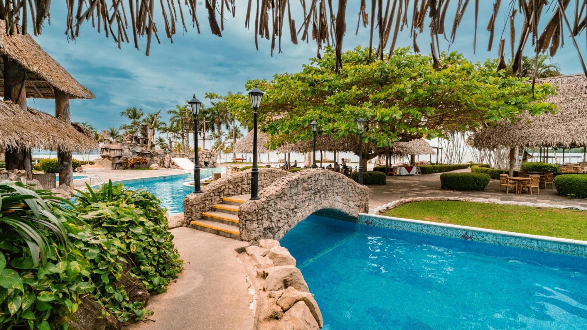 פוארטו באריוס Amatique Bay Hotel מראה חיצוני תמונה